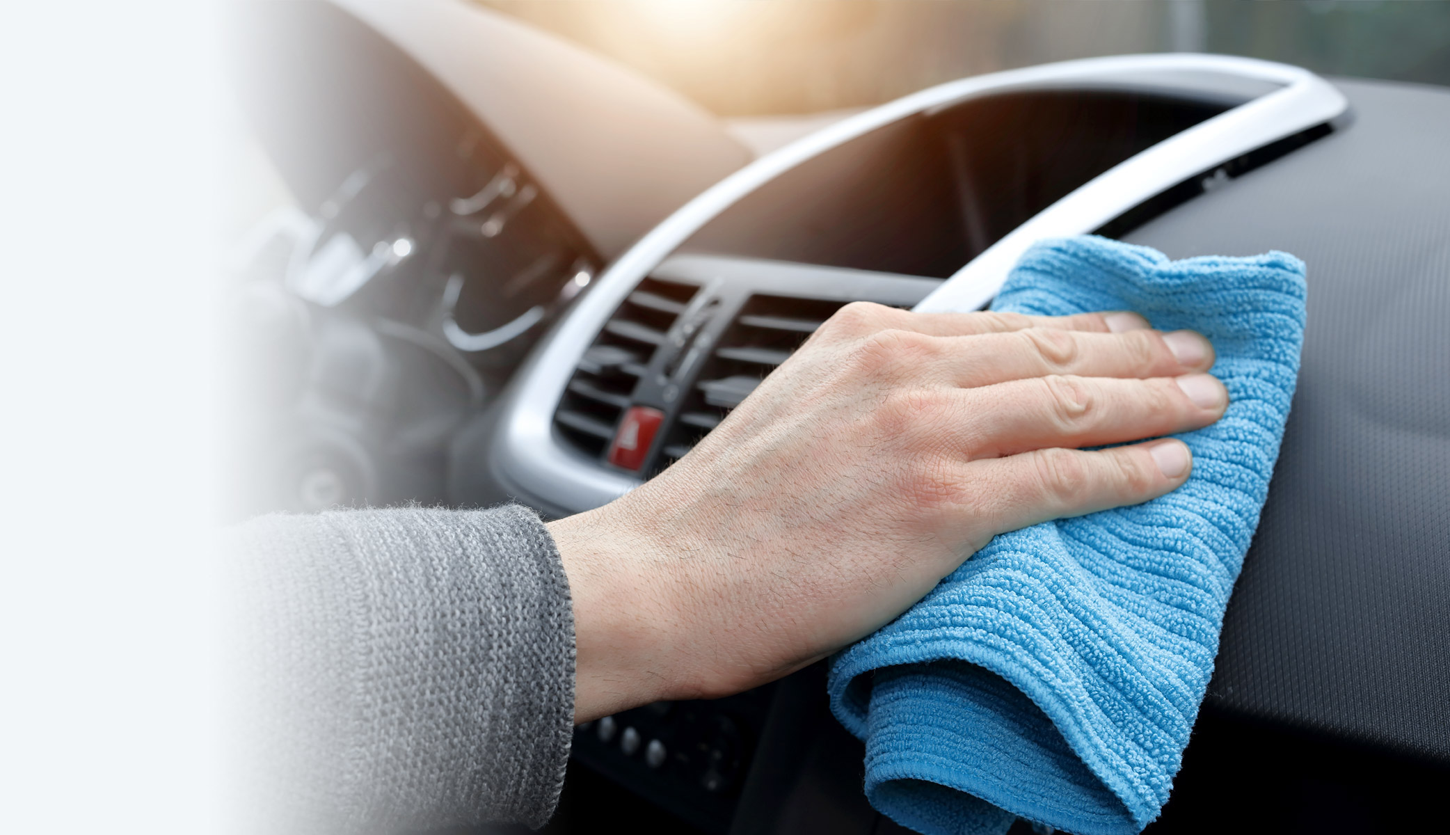 Comment bien nettoyer l’intérieur de votre voiture en six étapes faciles